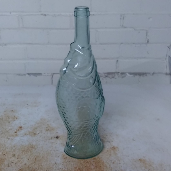 Fish Wine/Liquor bottle - Picture 1 of 5